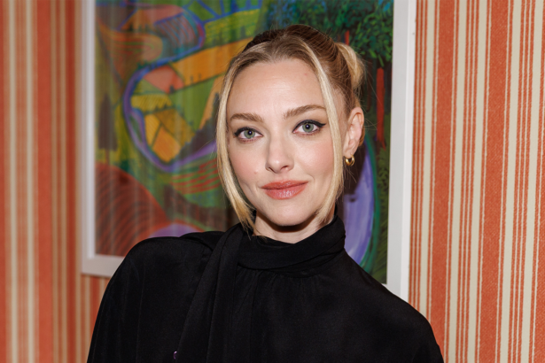 Amanda Seyfried on Botox, Aging, and Doing What Actually Feels Right