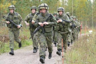 Finland Moves to Raise Reserve Age Limit to 65 in Defense Policy Shift