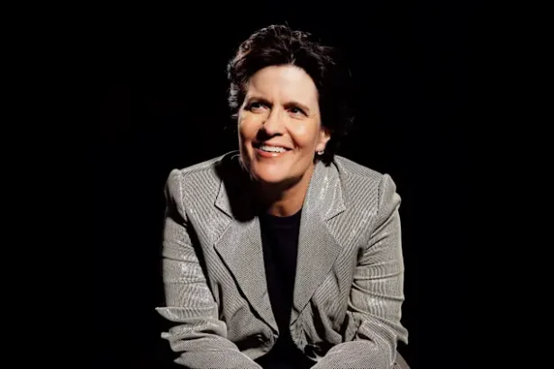 Kara Swisher on Tech Giants, AI Power Plays, and the Battle for Warner Bros. Discovery