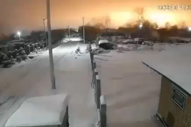 Russia Launches Hypersonic Oreshnik Missile Toward Lviv After Alleged Attack on Putin Residence